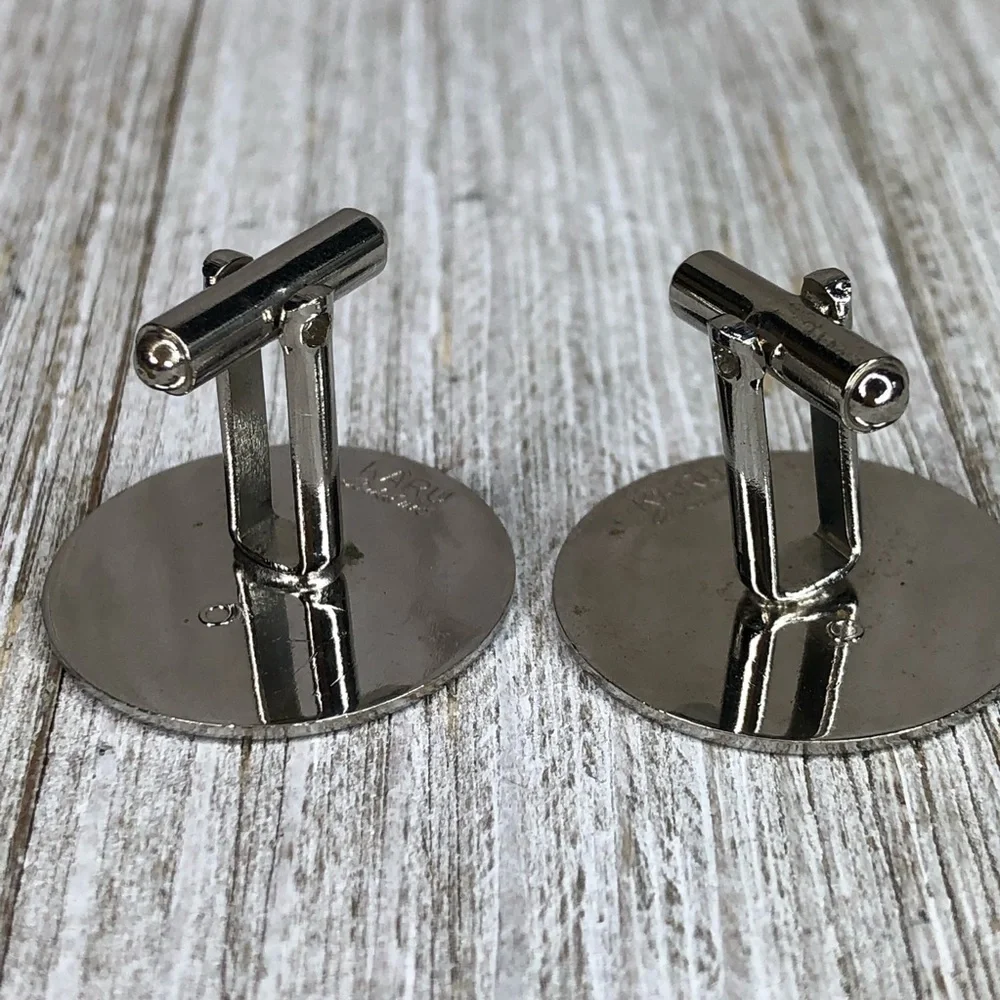 Vintage Karu Round Silver Engraved Cuff Links
